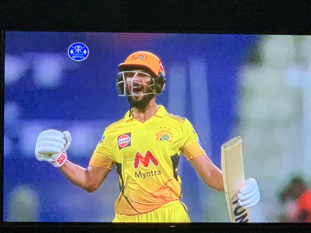 What a century finish by Gaikwad!! @IPL https://t.co/8crxKyRSpQ