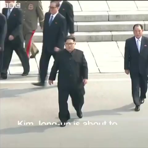 RT @BBCWorld: The handshake that made history. https://t.co/JB09Ce9mHt